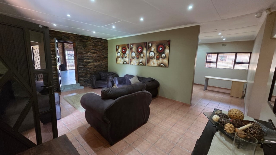 3 Bedroom Property for Sale in Protea Park North West